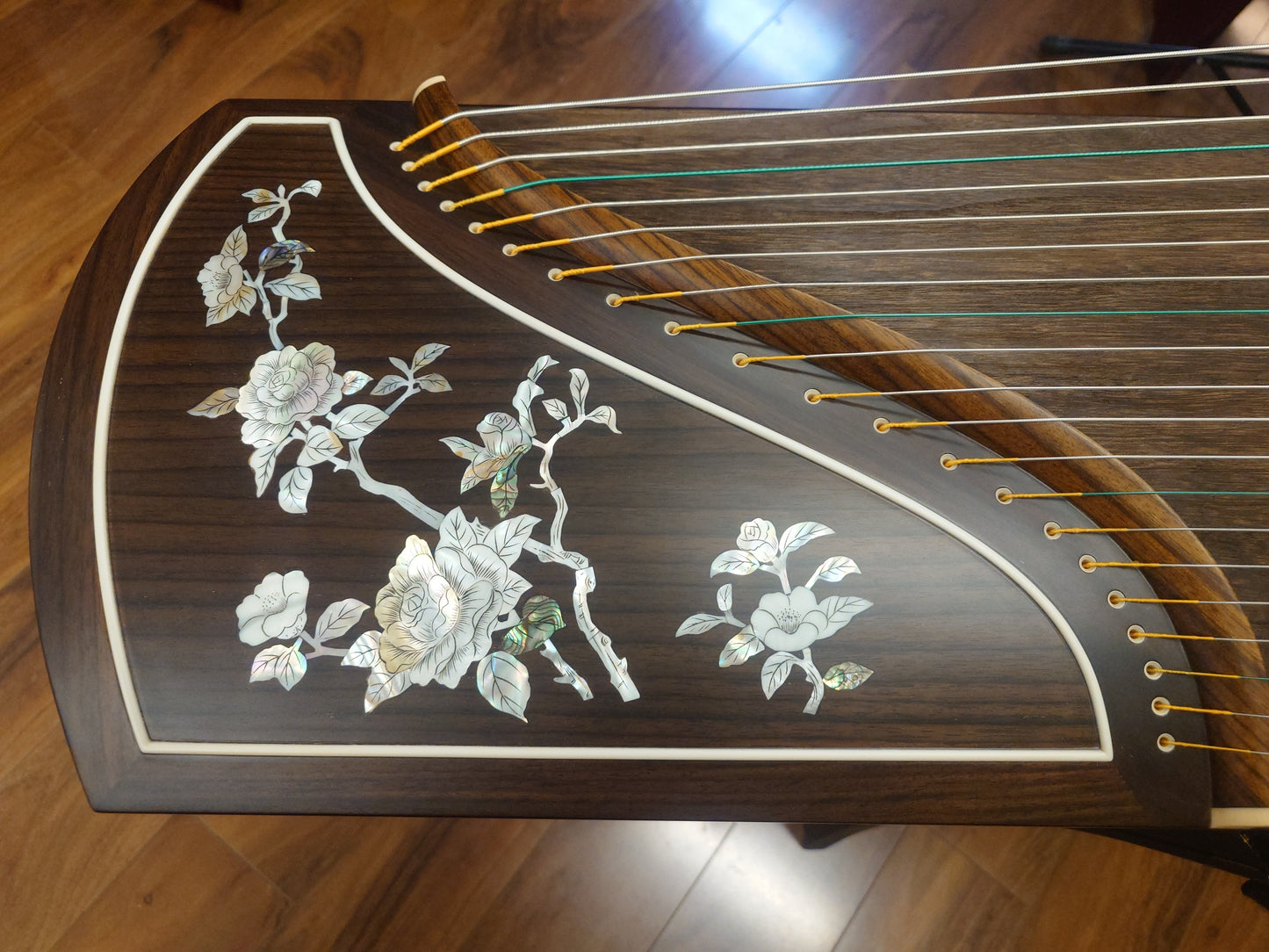 Songbo Madagascar Rosewood "Ethereal Blossom" Guzheng