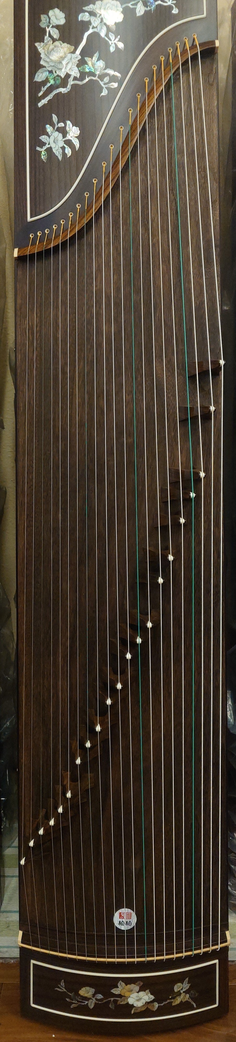 Songbo Madagascar Rosewood "Ethereal Blossom" Guzheng