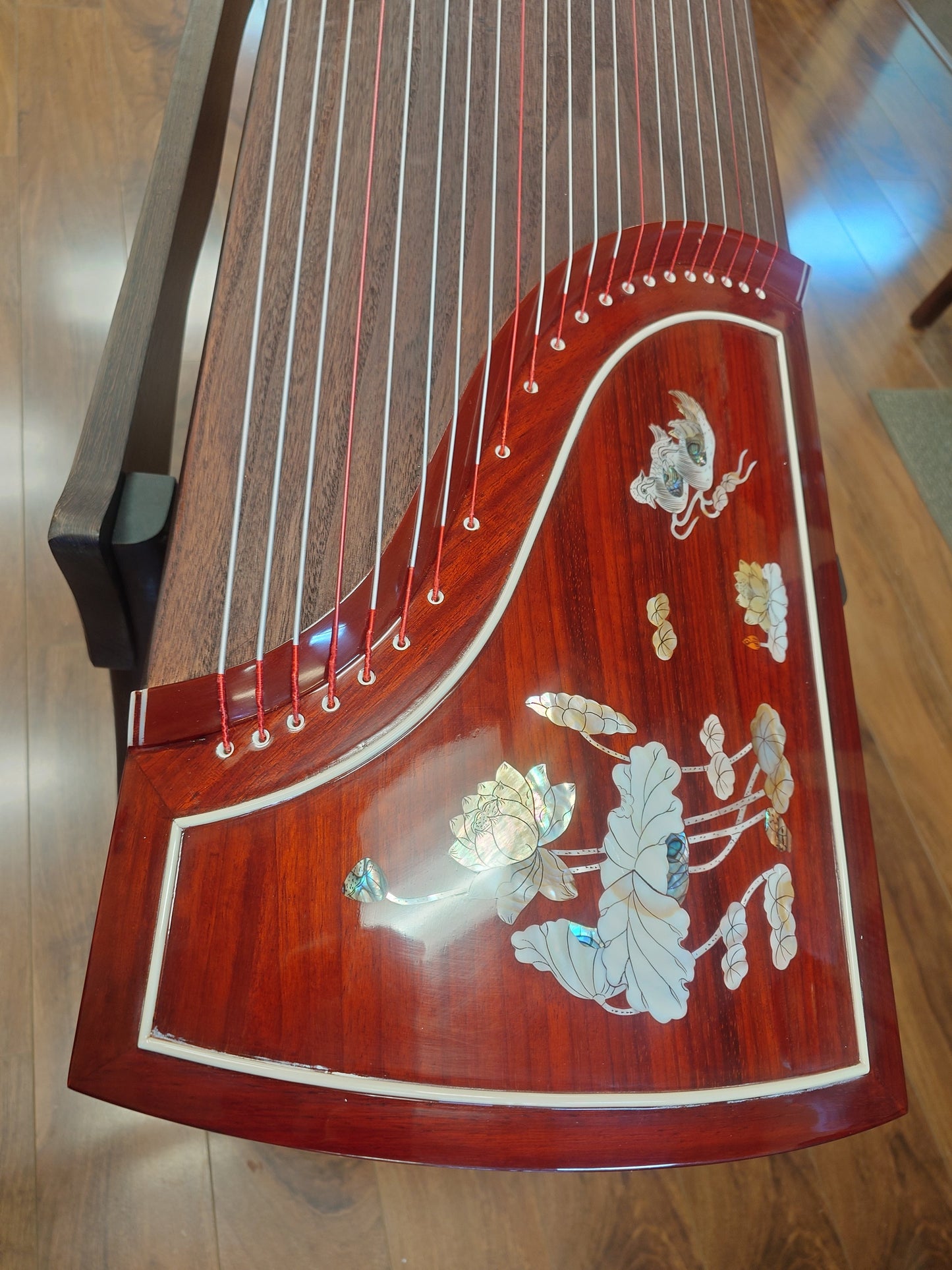 Scarlet Bird Zhuque #560 Guzheng