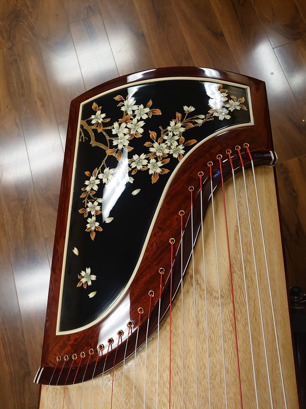 Scarlet Bird Zhuque Collection "Snowy Plum Blossom" Guzheng