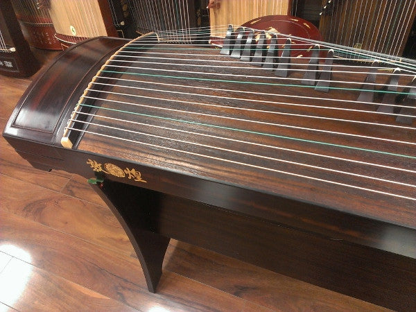 Dunhuang Yun Madagascar Rosewood Guzheng 8898O "Zitan Natural"